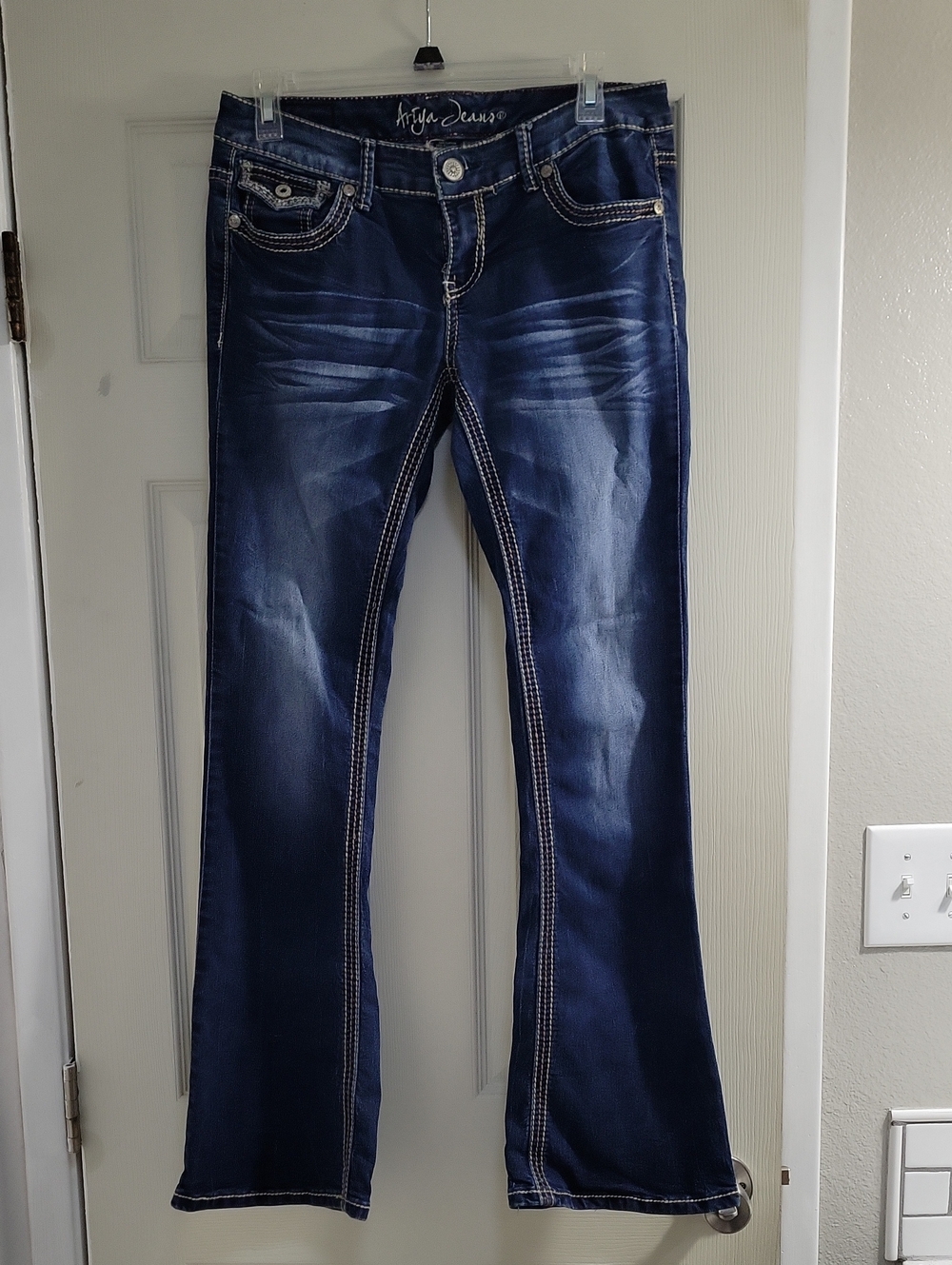 Women's Ariya Size 7/8 Dark Blue Bootcut Jeans